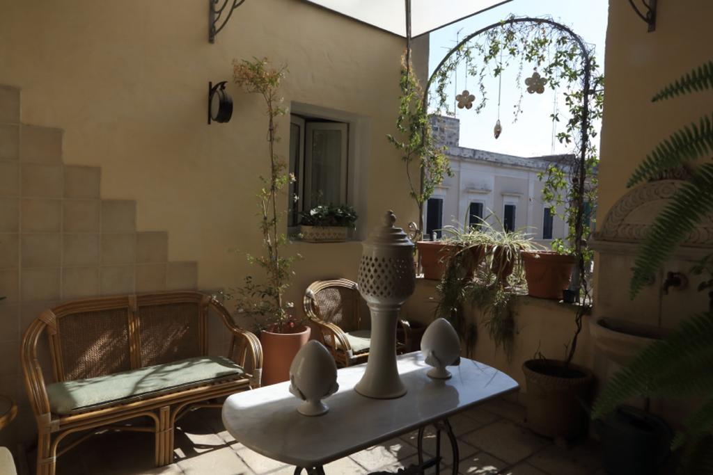 Antica Dimora Villa Della Lupa Lecce Bagian luar foto